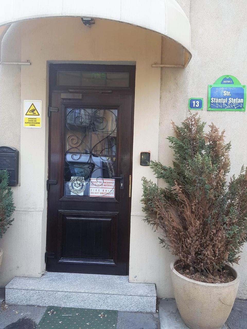 Cozy Attic Room VI Bucarest Exterior foto